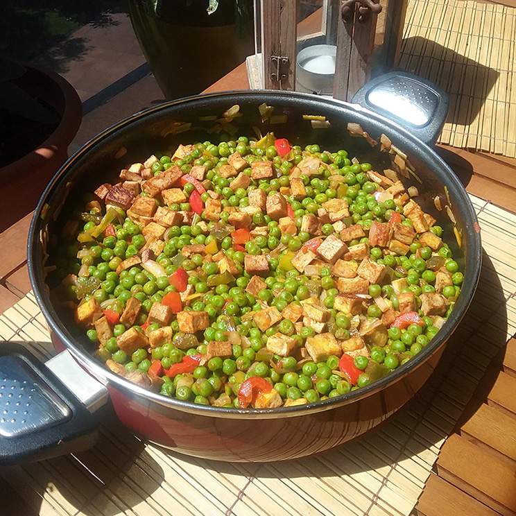guisantes salteados tofu