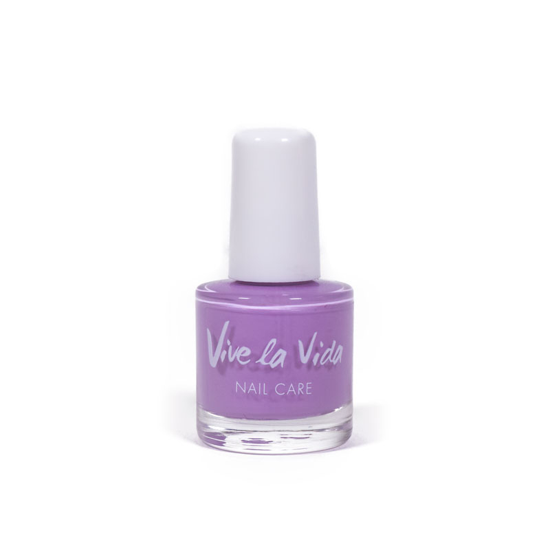 Esmalte de uñas violeta 589 Vive la vida